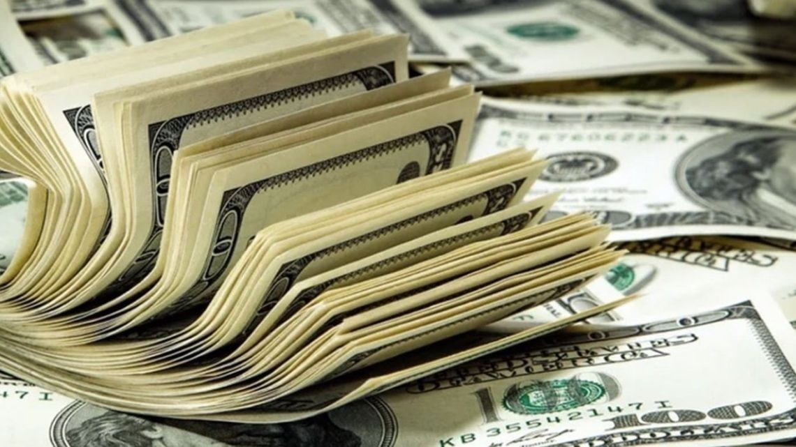 El blue se recalentó cinco pesos en la rueda del martes y se acerca a los $1.570