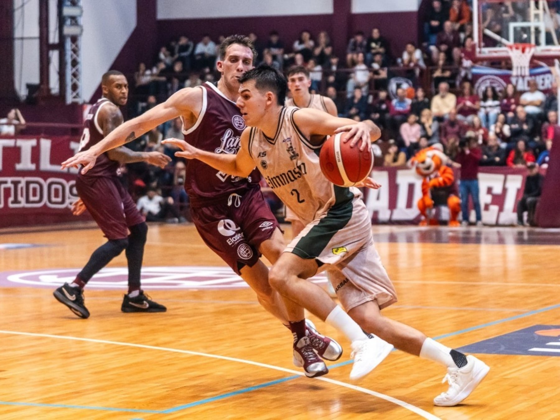 Gimnasia pasó el primer examen: ganó en la vuelta de Lanús a la Liga Nacional