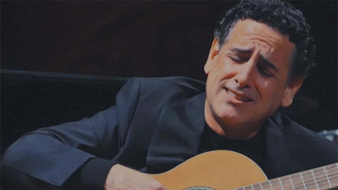 Juan Diego Flórez volvió al Colón y se dio el gusto de mezclar a Gardel con Mozart: una velada donde la ópera le hizo lugar a la canción criolla