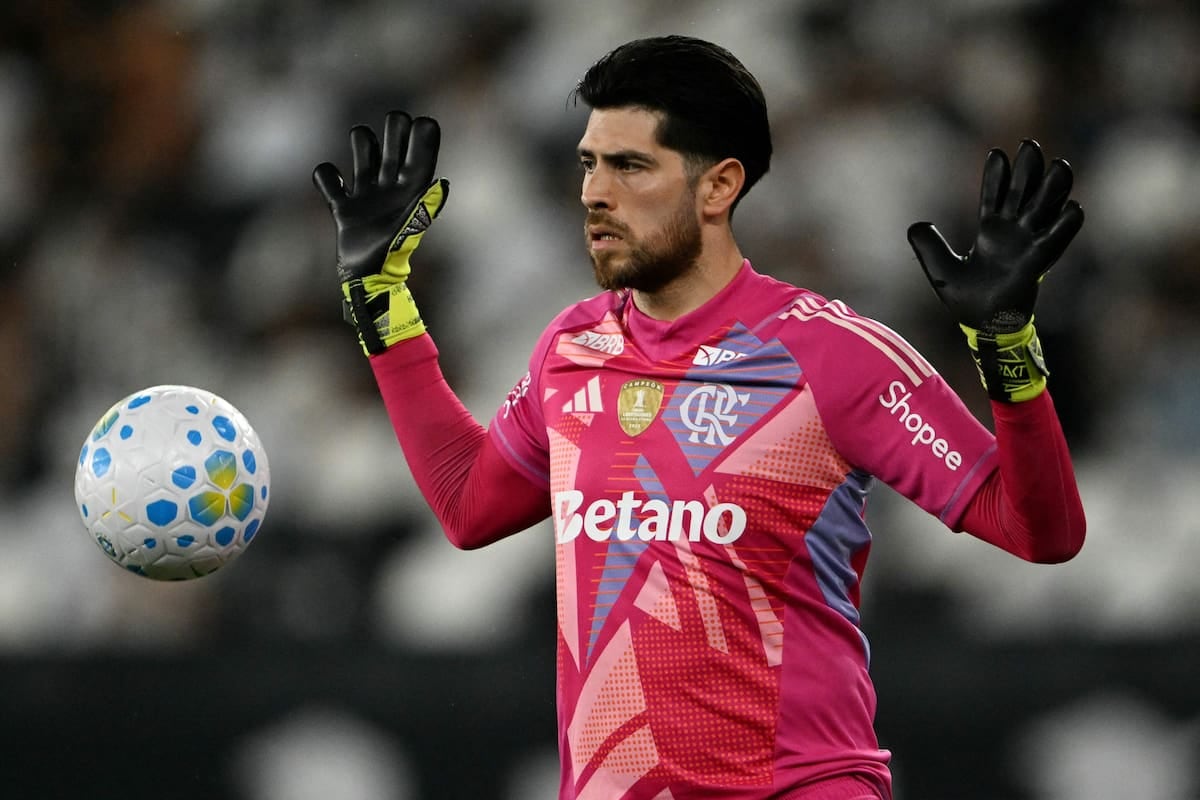 Rossi la pasó facha y Flamengo se dejó empatar un partido que tenía ganado