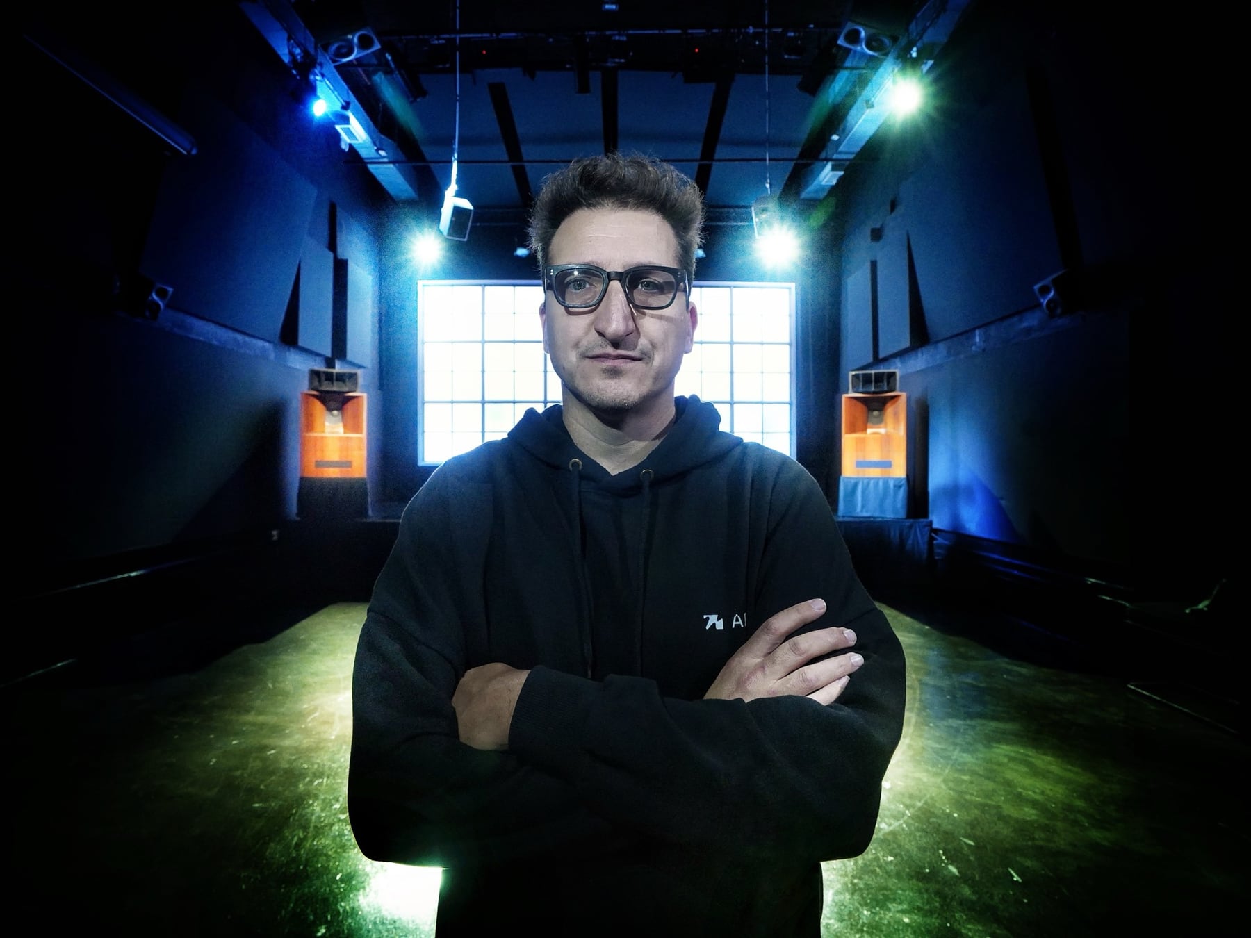 Vinilo, house y silencio de teléfonos: la propuesta de un laboratorio sonoro en Chacarita que cierra el festival MUTEK