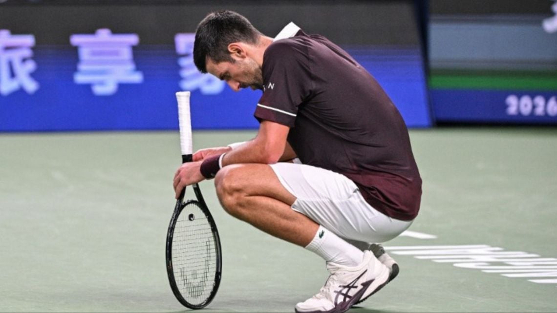 El Djokovic de los 39 tropieza en Shanghái y ahora se juega todo en París