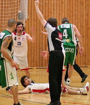 Instituto le ganó a Ferro en una batalla de más de 50 minutos y se quedó con un partidazo en Alta Córdoba