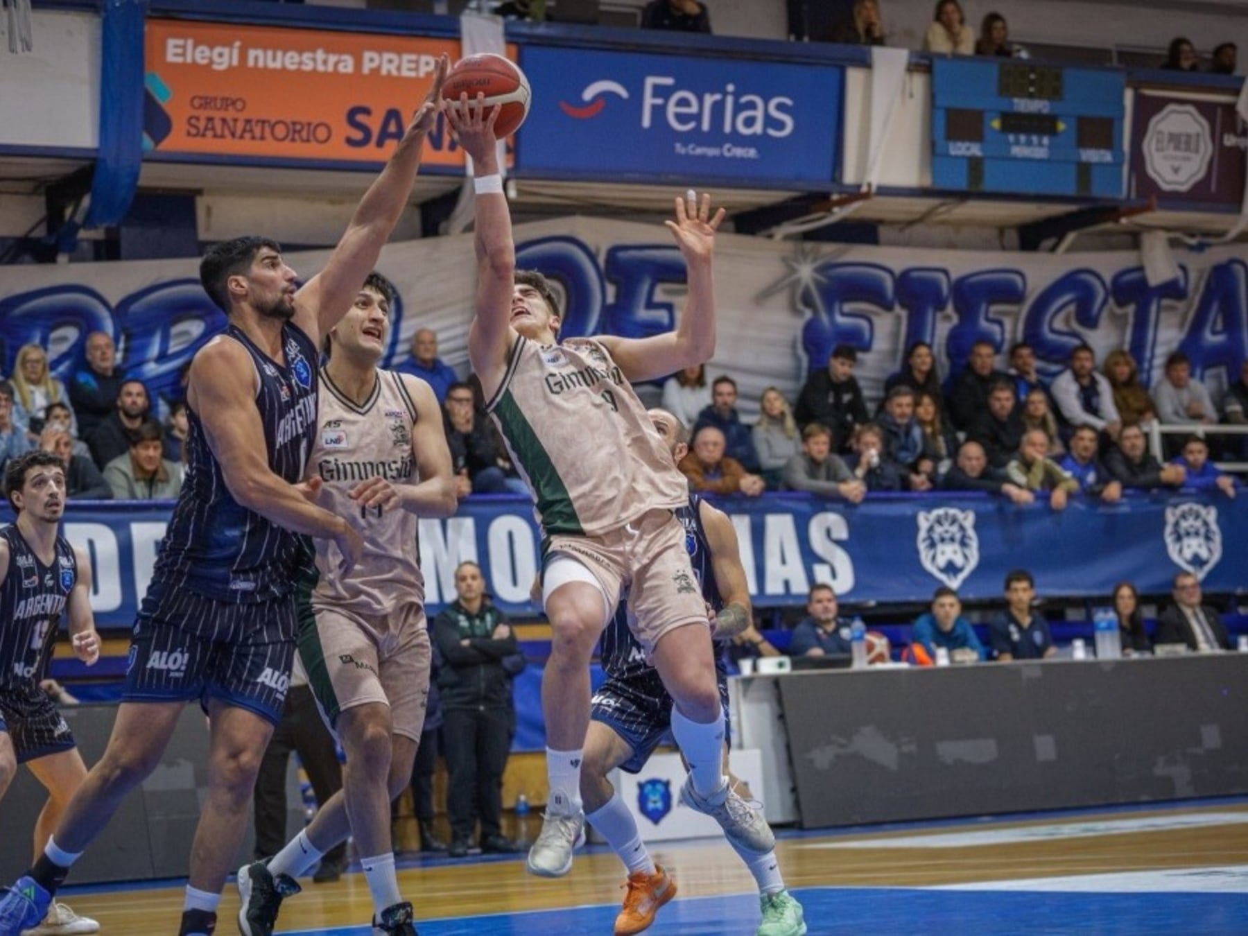 Atenas, Olímpico y Gimnasia festejaron en una noche con tres remontadas y una paliza