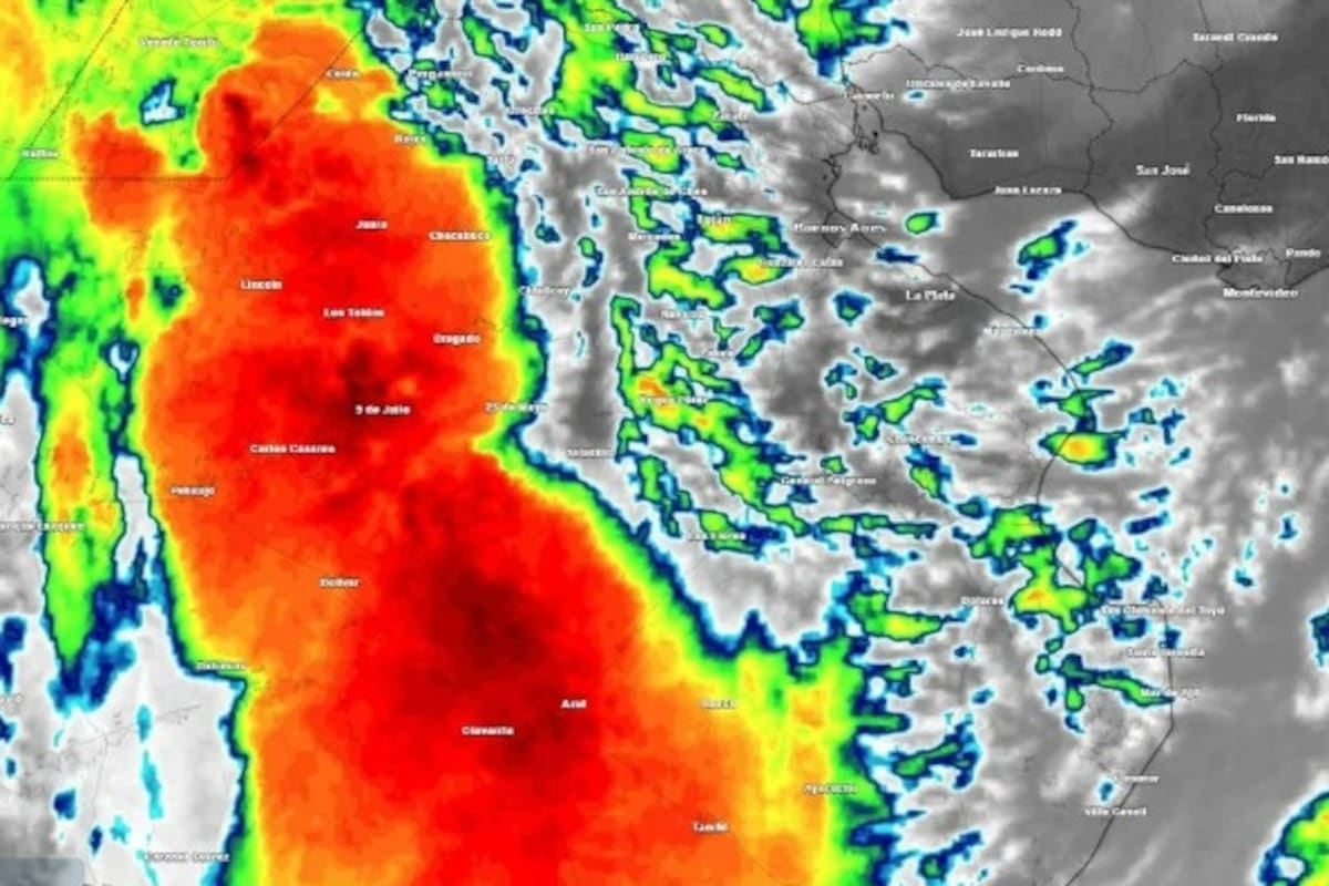 El cielo encapotado que no se va: una semana entera bajo un bloqueo atmosférico que tiene al AMBA atrapado entre la bruma y la llovizna
