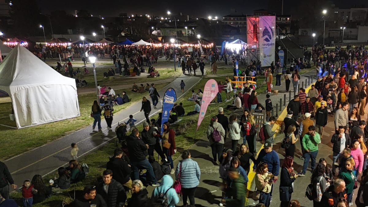 Más de 170 emprendedores toman el Parque Jaime de Nevares con una feria a cielo abierto pensada para celebrar a las madres