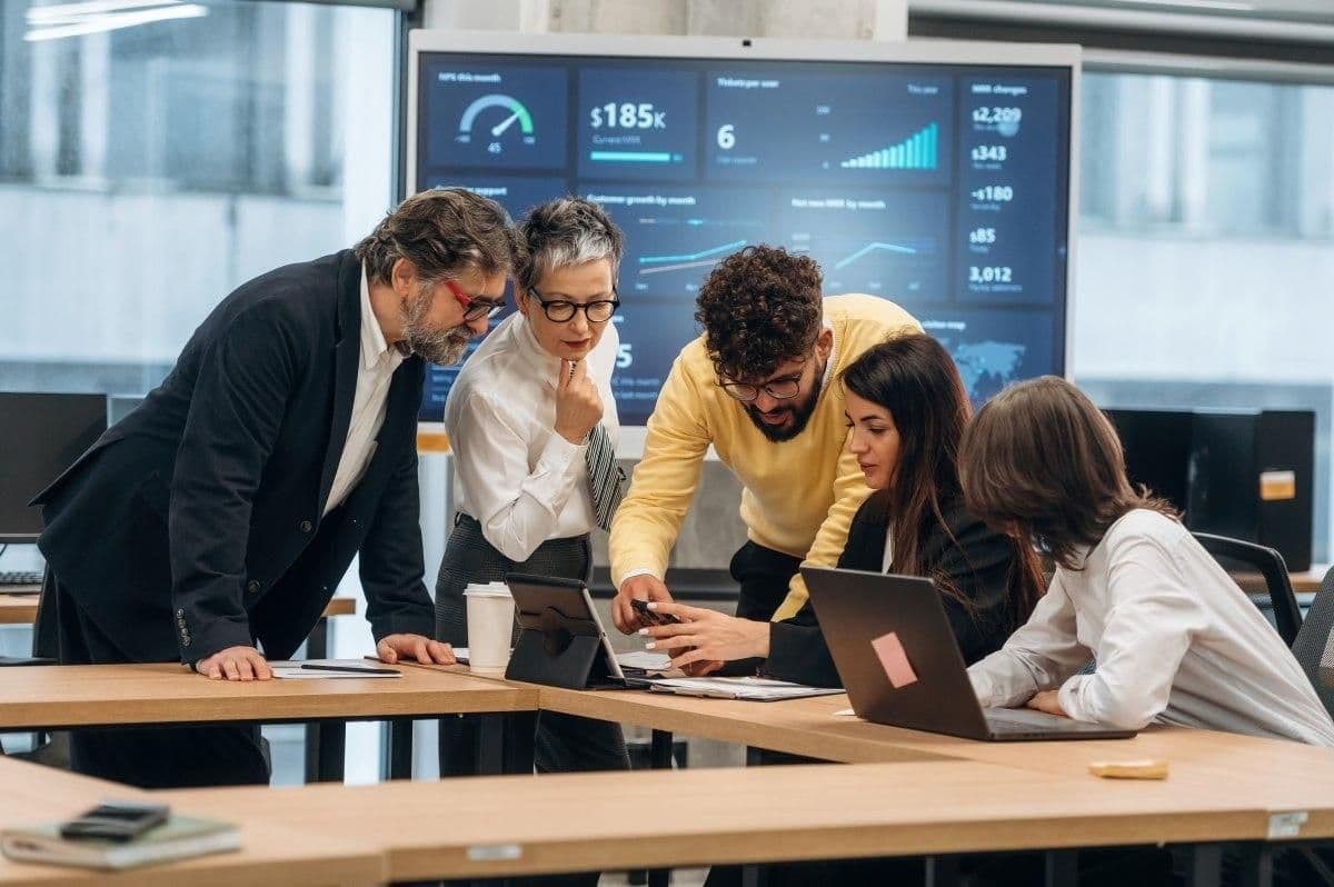 Por 30 mil dólares, uno de cada ocho empleados peruanos picaría un enlace malicioso: lo que dice el último estudio de Kaspersky