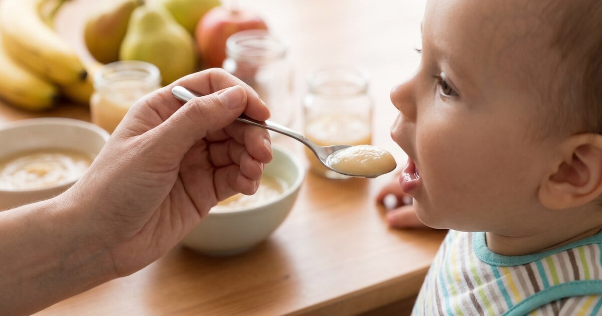 Alimentación complementaria: las recomendaciones pediatricas para el primer año