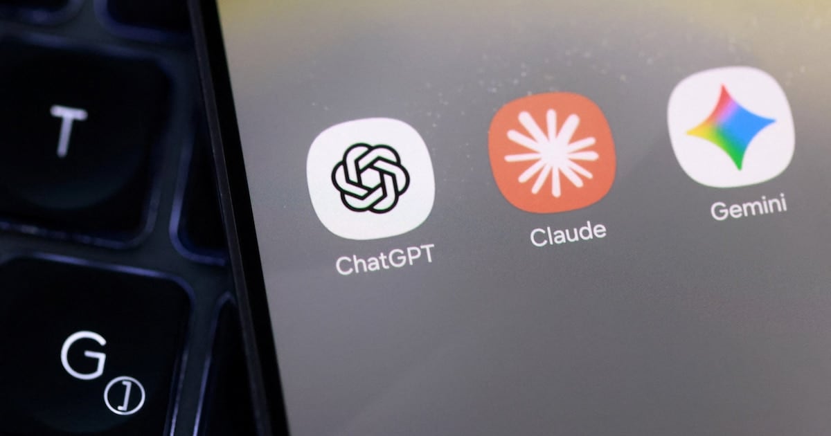 La pelea de los asistentes se redefine: Gemini y Claude pressed a ChatGPT