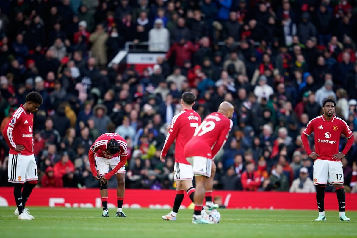 El United se sigue hundiendo y Bournemouth le aplica un nocaut en Old Trafford