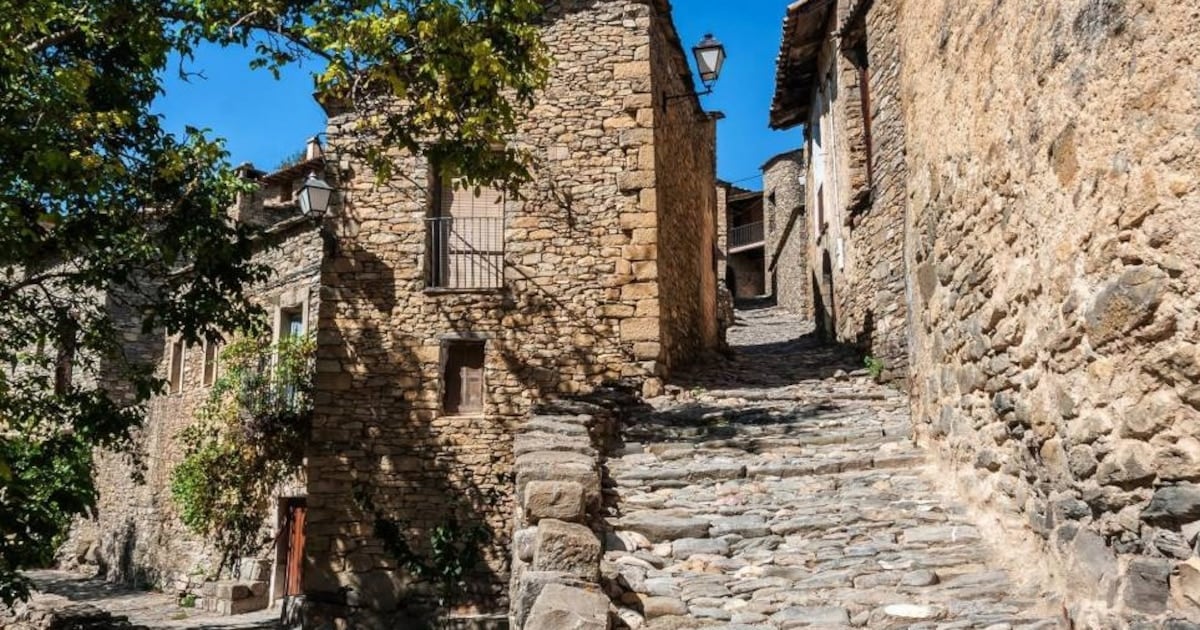 Montañana resiste en el Pirineo con veinte vecinos y un pasado medieval intacto