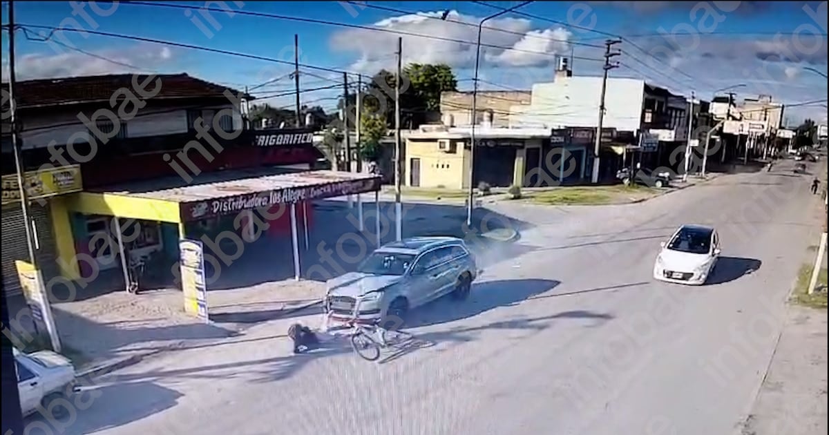 Un jubilado quedó detenido por atropellar a un adolescente en una presunta picada en Guernica