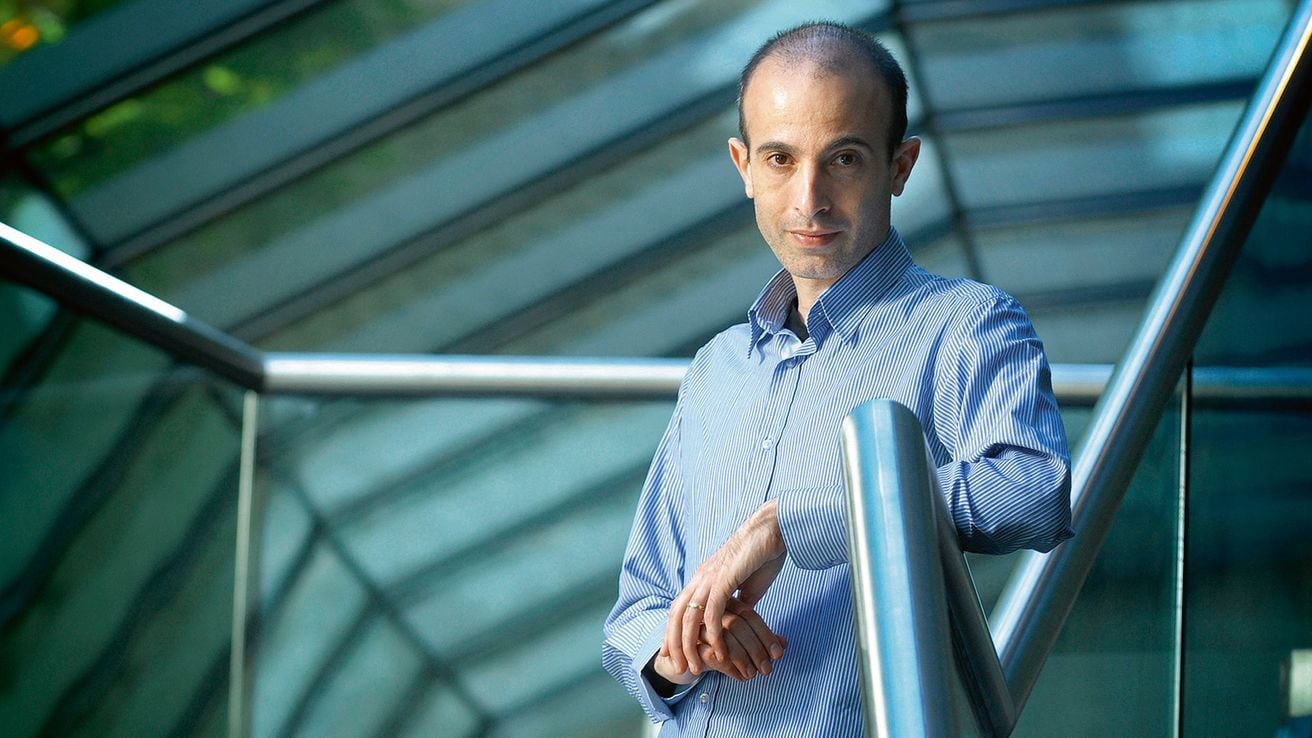 Harari advierte que la inteligencia artificial podría volver incomprensibles las finanzas